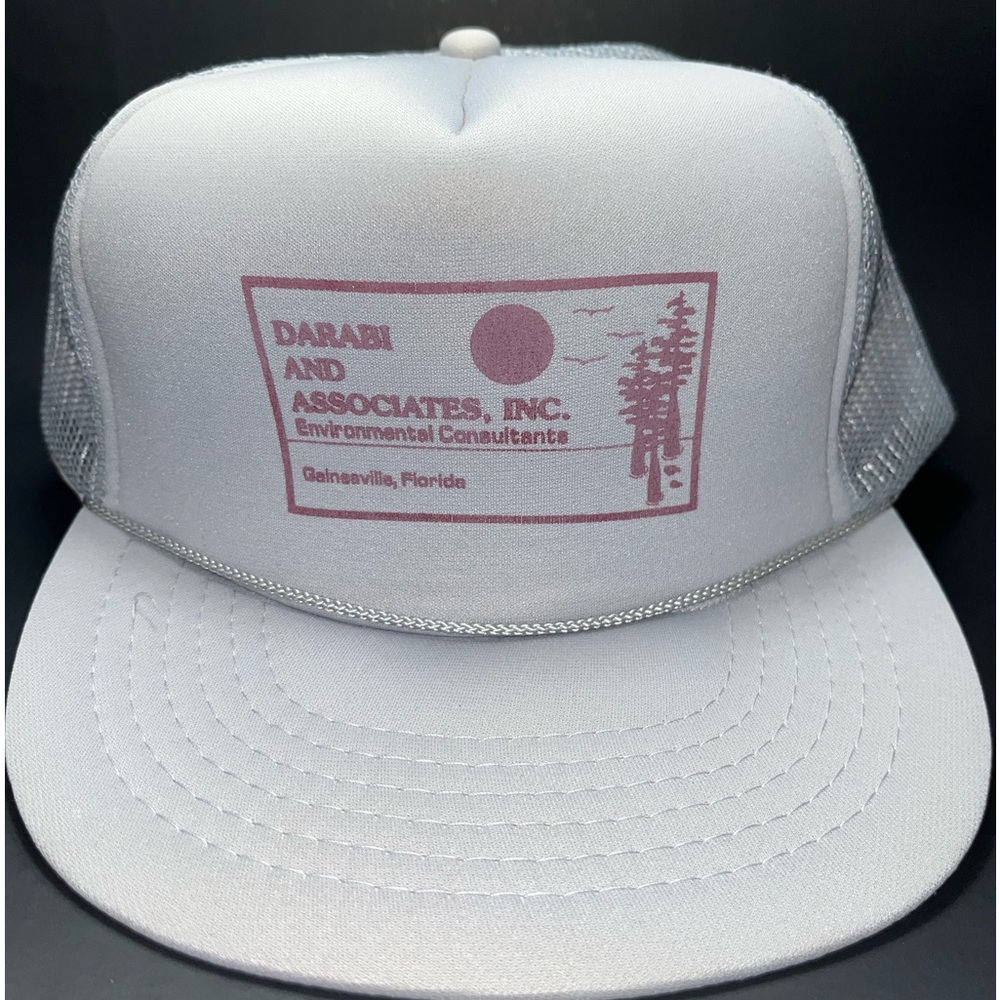 This is a vintage hat made in the 80’s. Made in Bang Ladesh